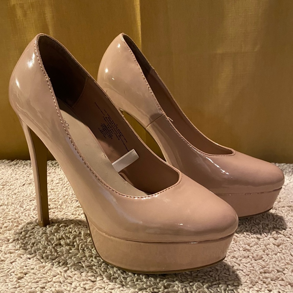 Xhilaration nude stiletto by target size 8